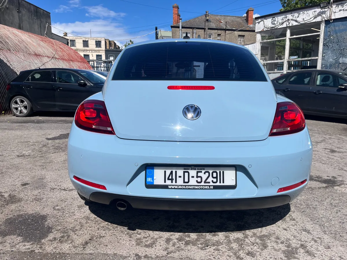 2014 VOLKSWAGEN BEETLE, FULL LEATHER, AUTOMATIC - Image 4