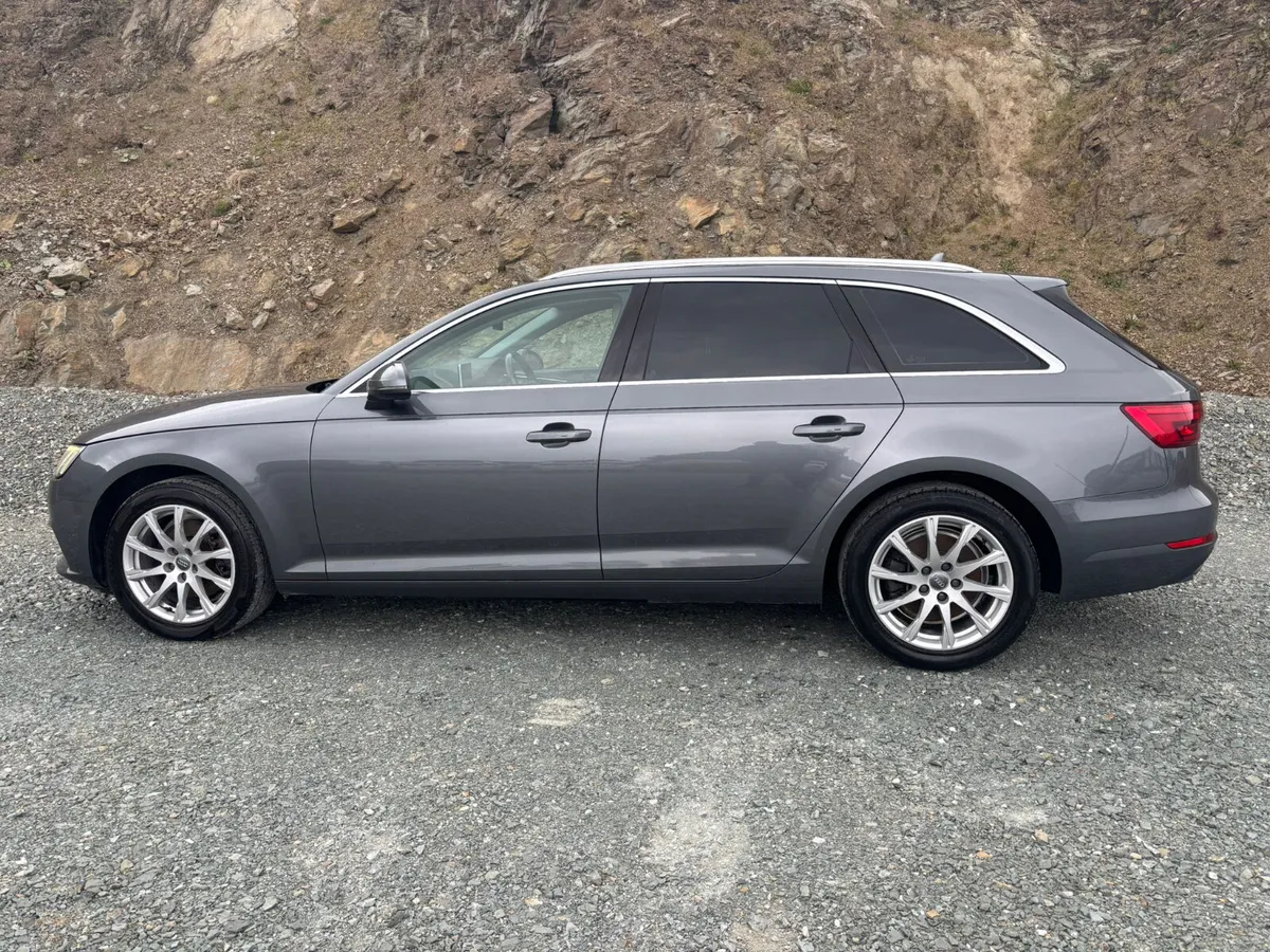2017 AUDI A4 AVANT AUTO CREAM LEATHER - Image 5