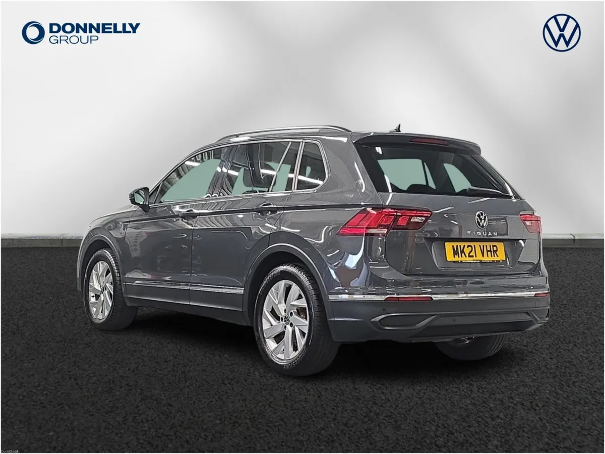 Volkswagen Tiguan Diesel Estate Life - Image 3