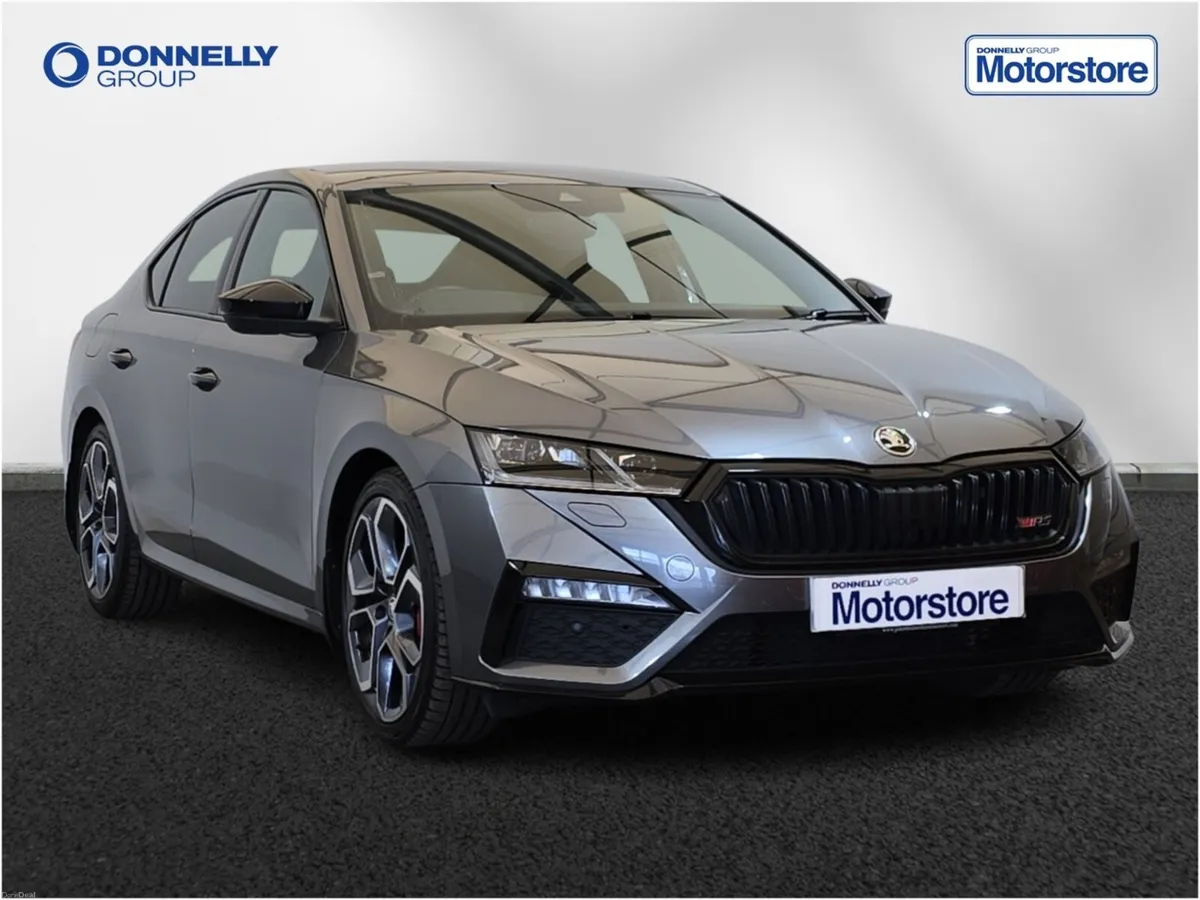 Skoda OCTAVIA Hatchback vRS - Image 1
