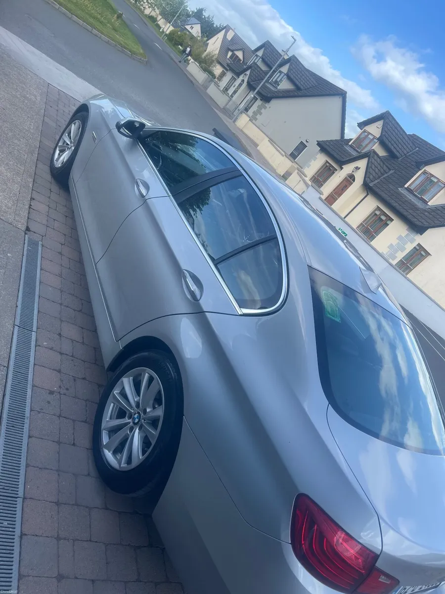BMW 5-Series 2016 - Image 1