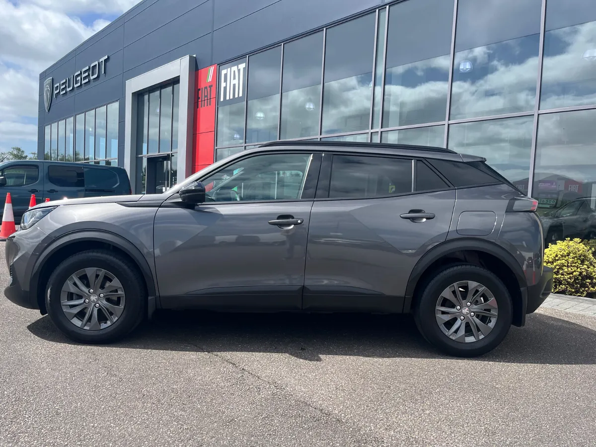 Peugeot 2008 2023 - Image 3