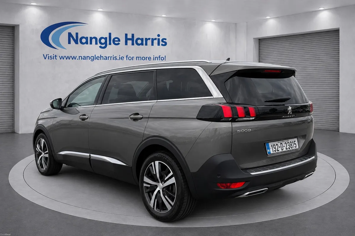 Peugeot 5008 AUTOMATIC - Image 3