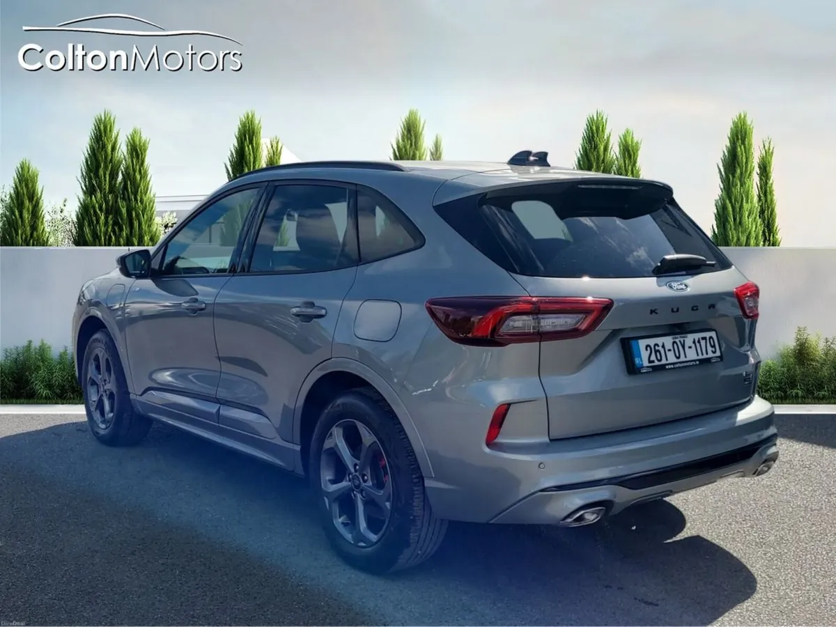 Ford Kuga 2.5 Duratec 243PS PHEV ST-Line Auto - Image 3