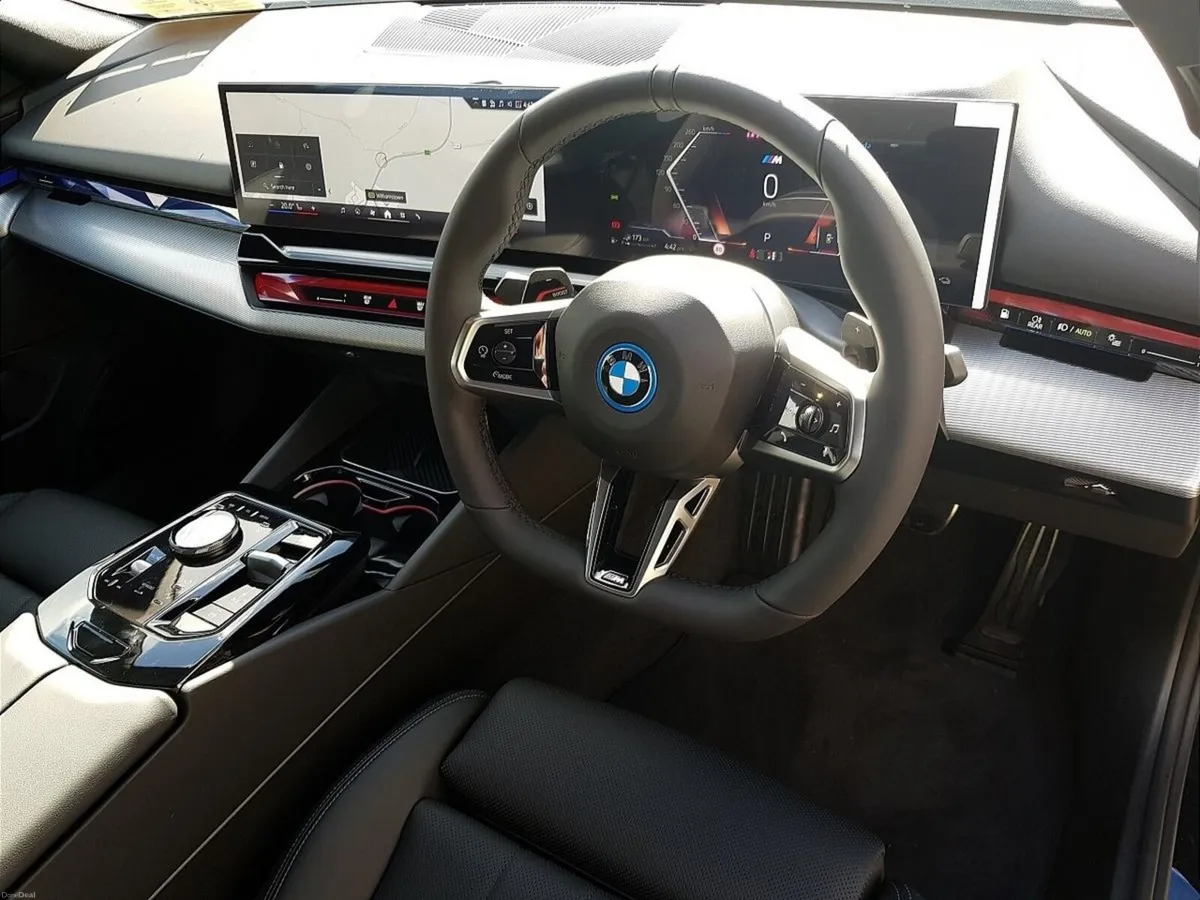 BMW 5-Series 530e M Sport - Image 6