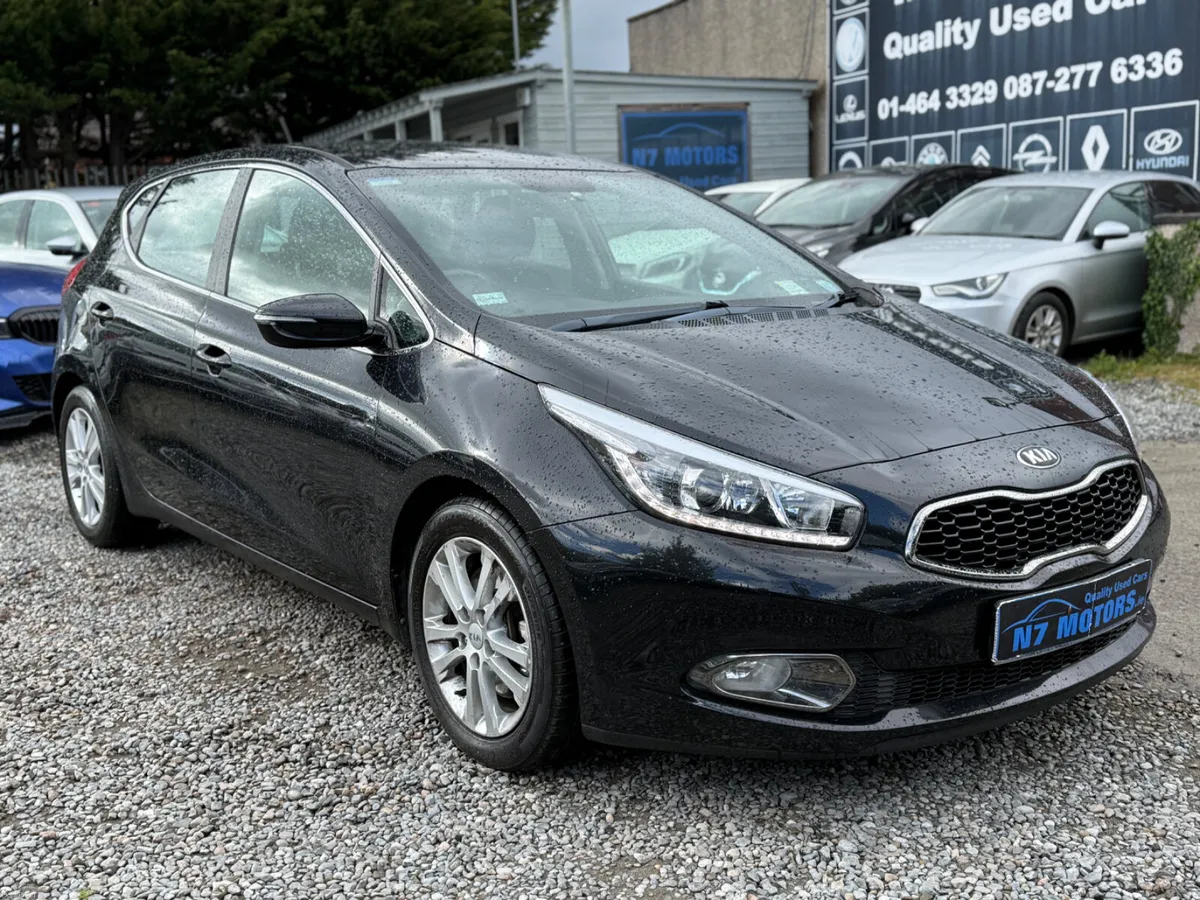2015 Kia Ceed  1.4 EX - Image 1