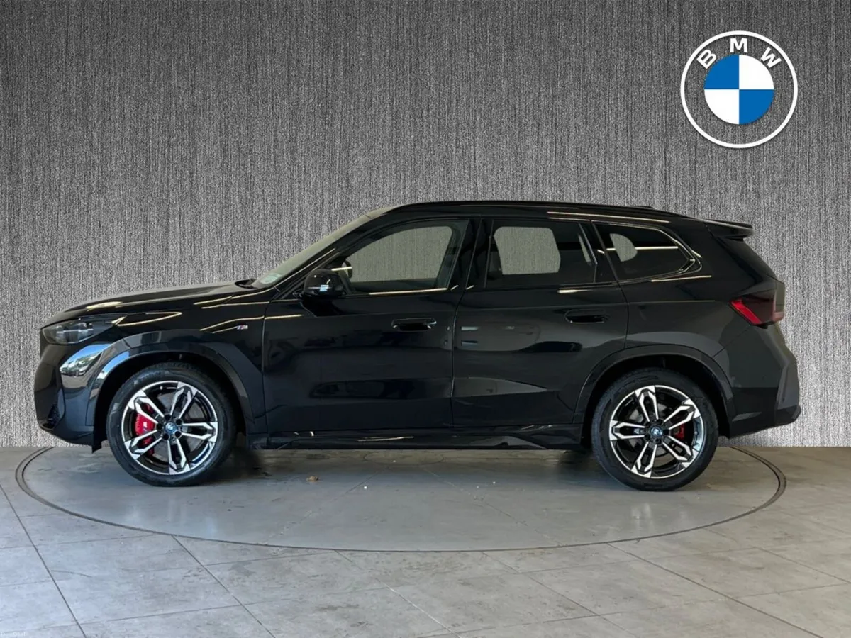 BMW iX1 eDrive20 M Sport - Image 3