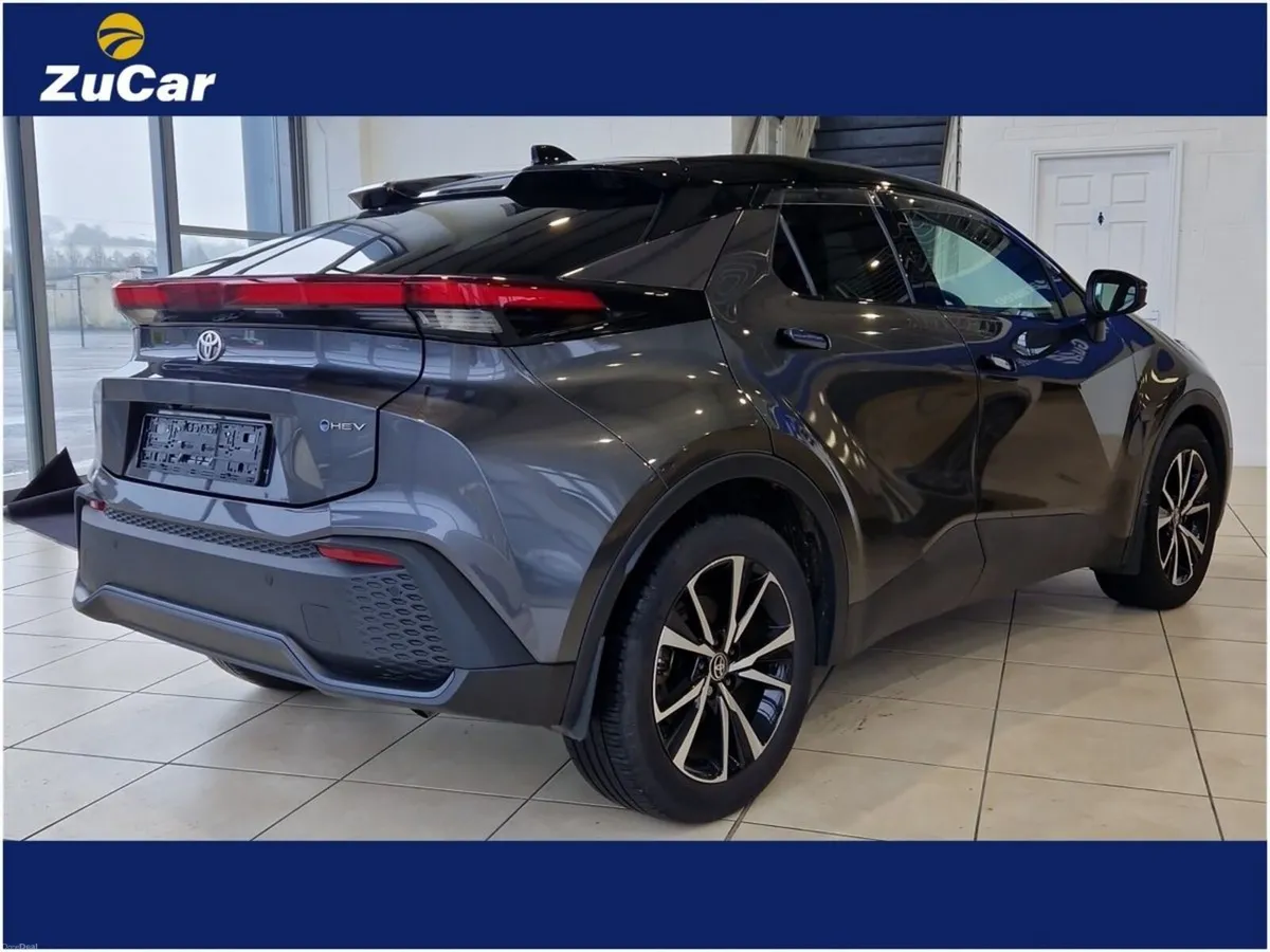 Toyota C-HR 1.8 HYBRID SPORT - Image 4