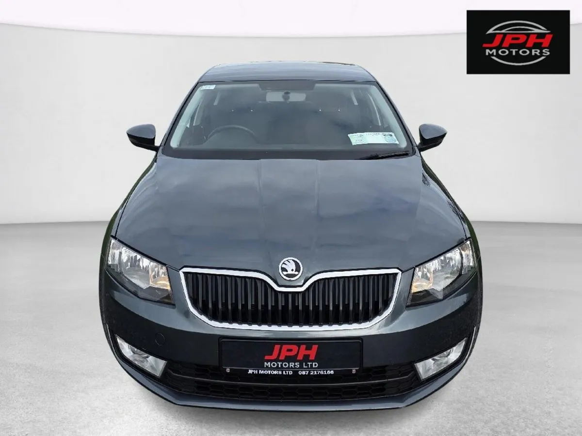 Skoda Octavia Automatic - Image 5