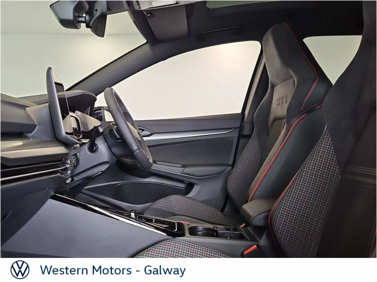 Volkswagen Golf GTI EDITION 50 ***LIMITED AVAILABI - Image 4