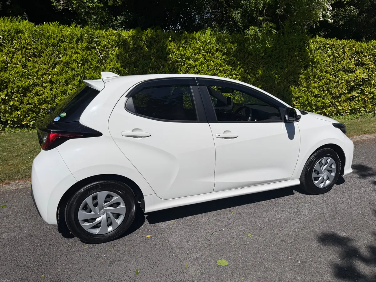 2020 Toyota Yaris Hybrid X - Low Kms - €12,950 - Image 3
