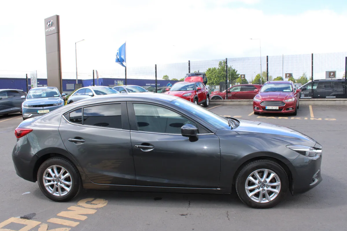 Mazda Mazda3 2017 - Image 6