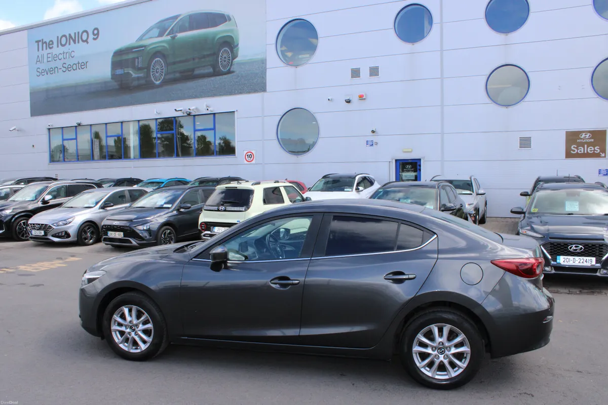 Mazda Mazda3 2017 - Image 2