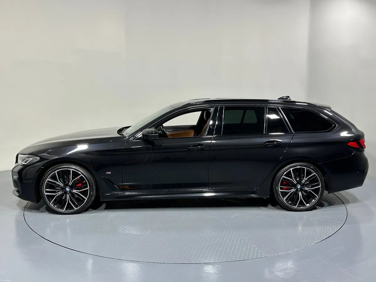 BMW 5 Series 520D M Sport Touring 242 - Image 4