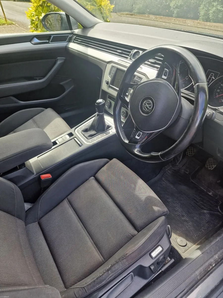 2016 Volkswagen Passat Comfortline 1.6 TDI – Manua - Image 4