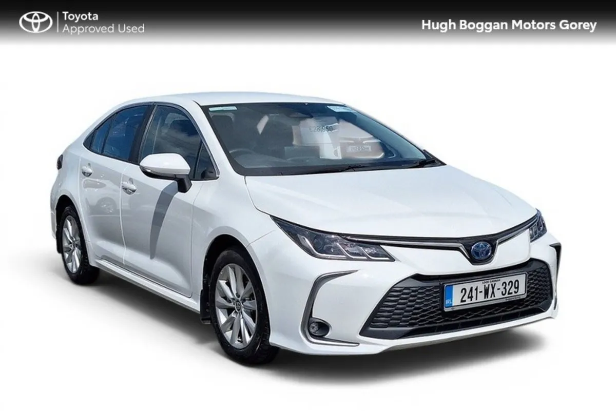 Toyota Corolla LUNA SALOON 4DR AUTO - Image 1