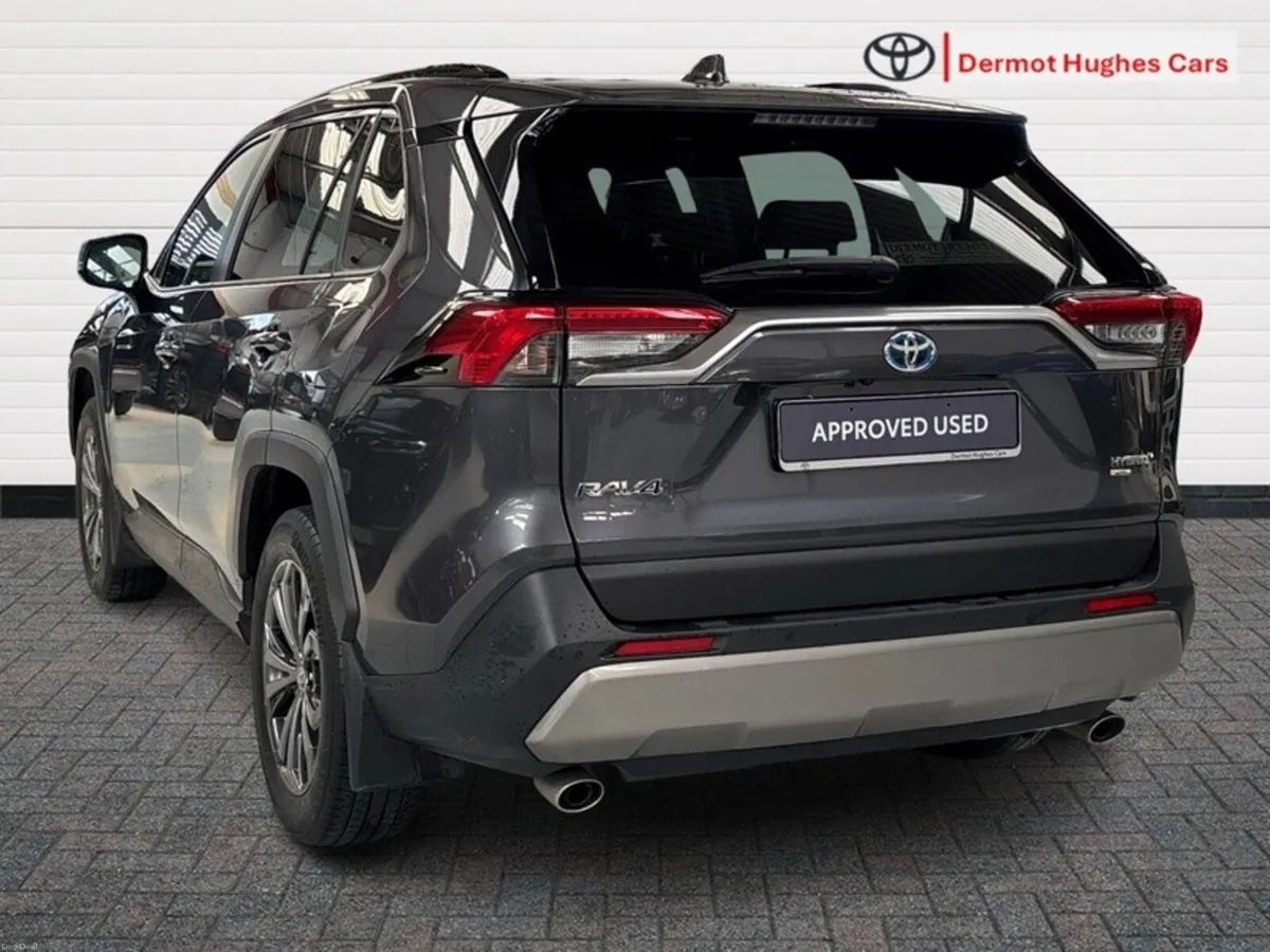 Toyota RAV4 HYBRID SOL 4DR AUTO - Image 2