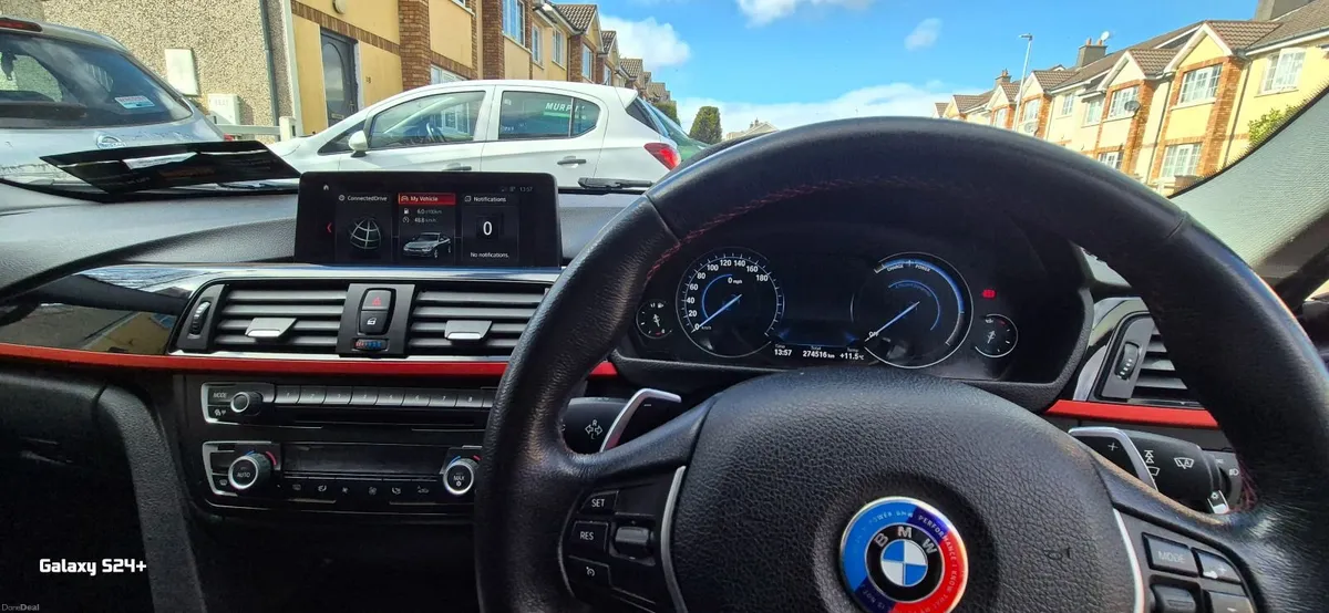 BMW 3-Series 2012 - Image 3