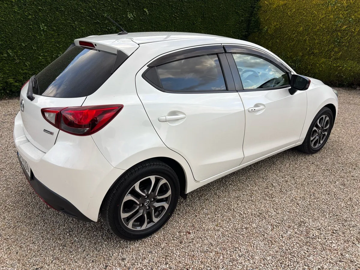 Mazda demio diesel - Image 2