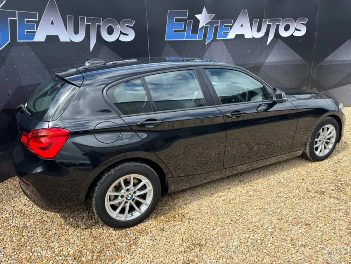 BMW 1-Series 118 i Automatic - Image 5