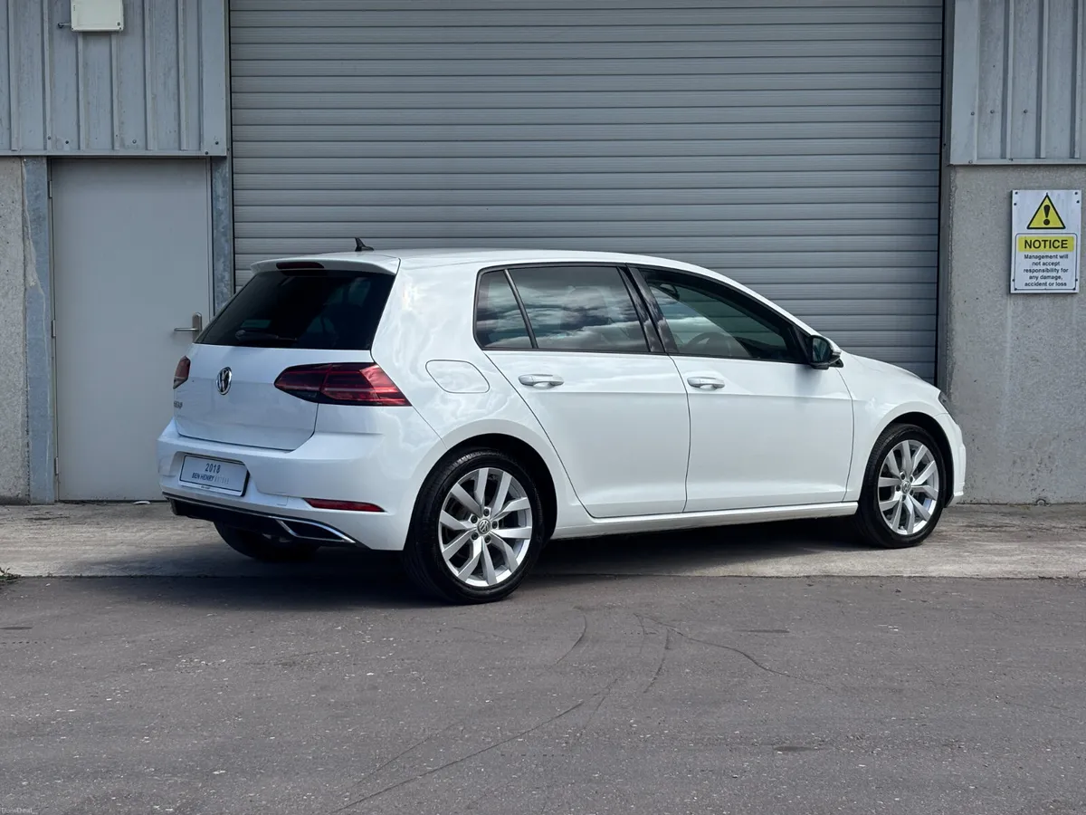 2018 Volkswagen Golf 1.4 TSI Highline DSG - Image 3