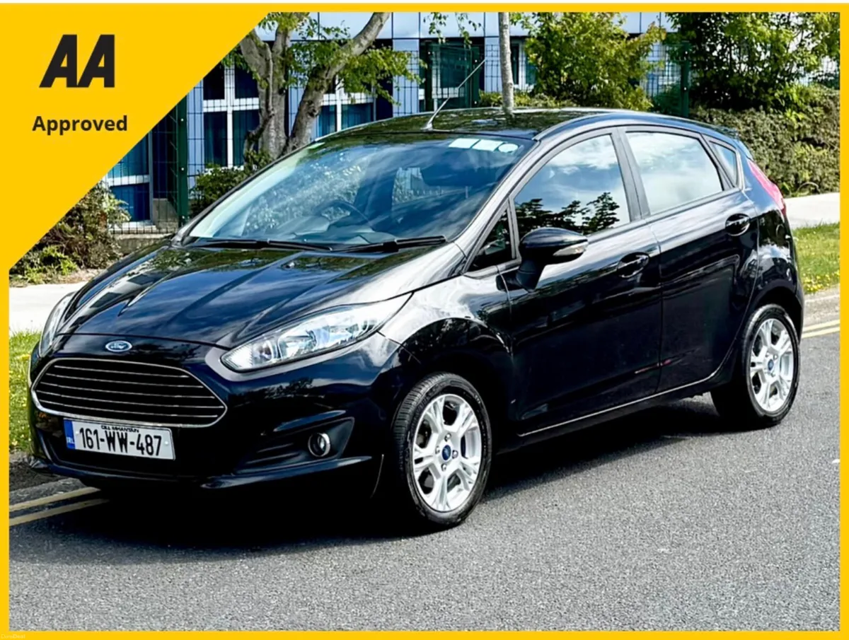Ford Fiesta 2016!!! 1.2L ZETEC !!!!ONLY 52K MILES - Image 1