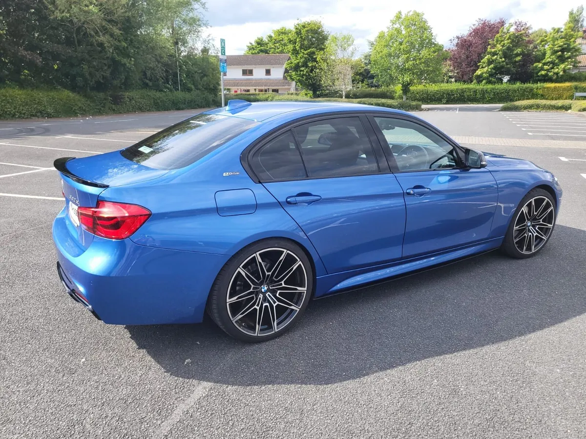 Bmw 2018-2 330e - Image 4