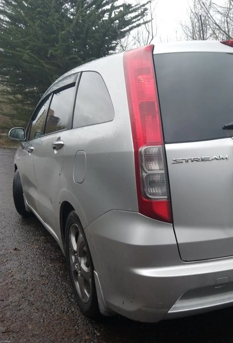07 Honda Stream.. Nct 03/27 - Image 4