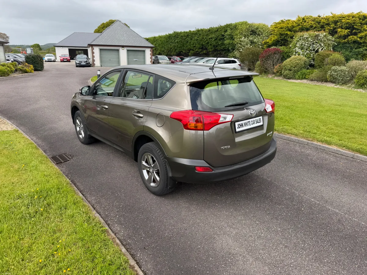 Toyota RAV4 - Image 3