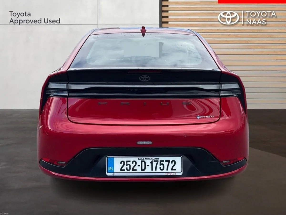 Toyota Prius PRIUS PLUG-IN HYBRID - Image 4
