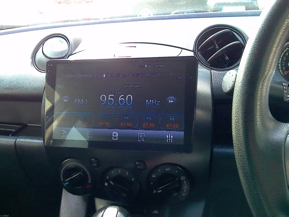 Mazda Demio DE3FS 5DR CVT - Image 3