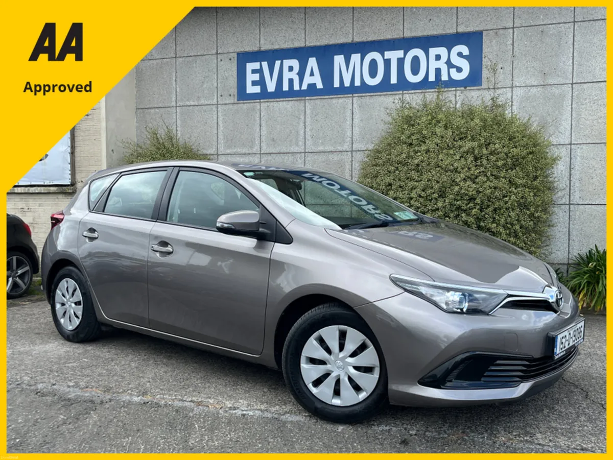 Toyota Auris TERRA 1.4 D4D DIESEL  //LOW MILES// - Image 2