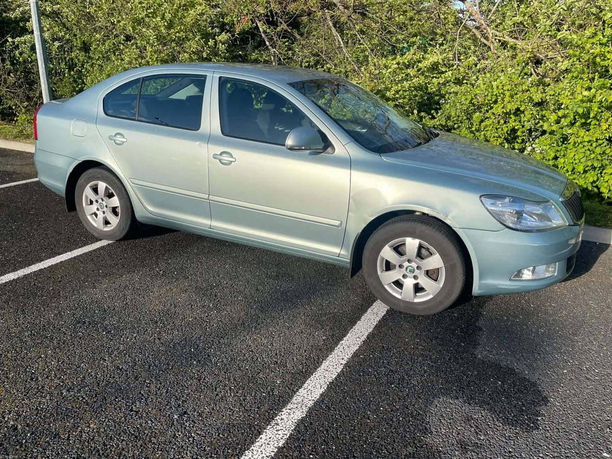 Skoda Octavia 2009 - Image 4