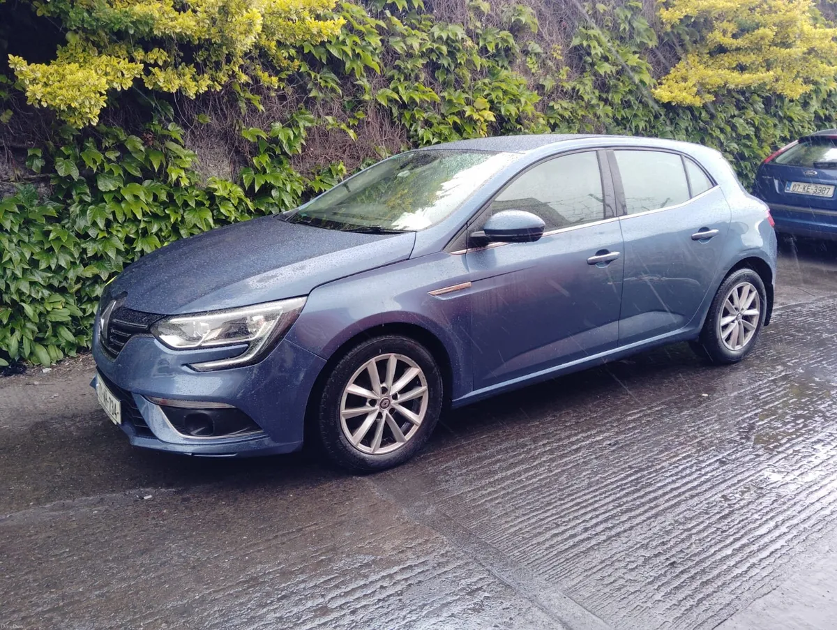 2017 Renault Megane GT Luxury trim - Image 2