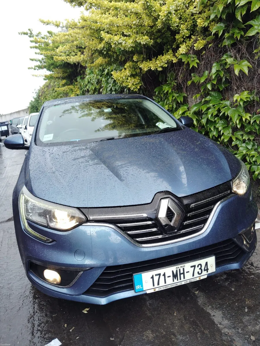 2017 Renault Megane GT Luxury trim - Image 4