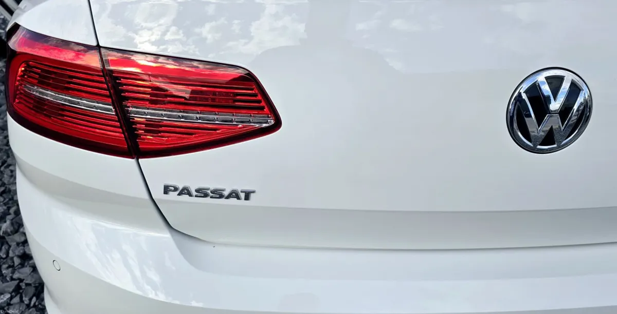 Volkswagen Passat 2017-1.4 TSI BlueMotion - Image 5