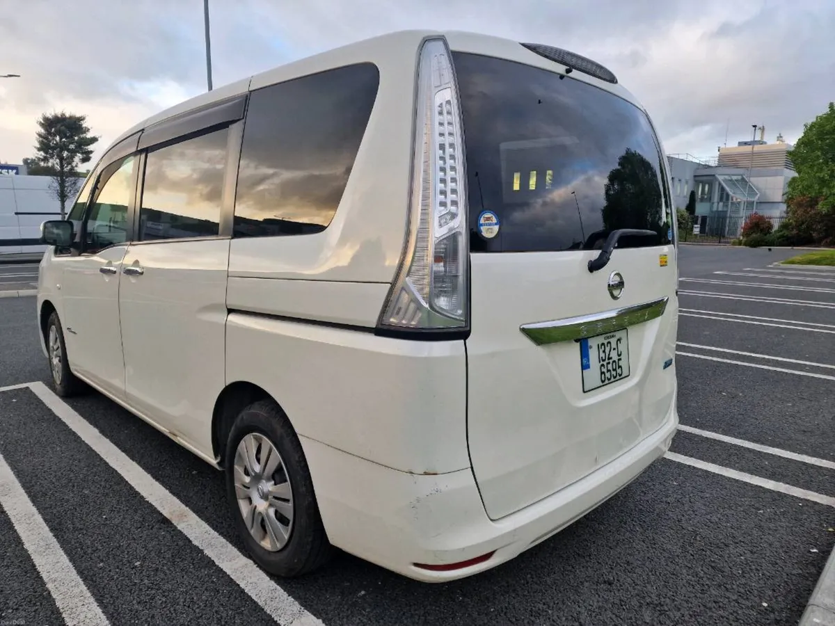2013 Nissan Serenar8Seats 72k km WARRANTY - Image 5