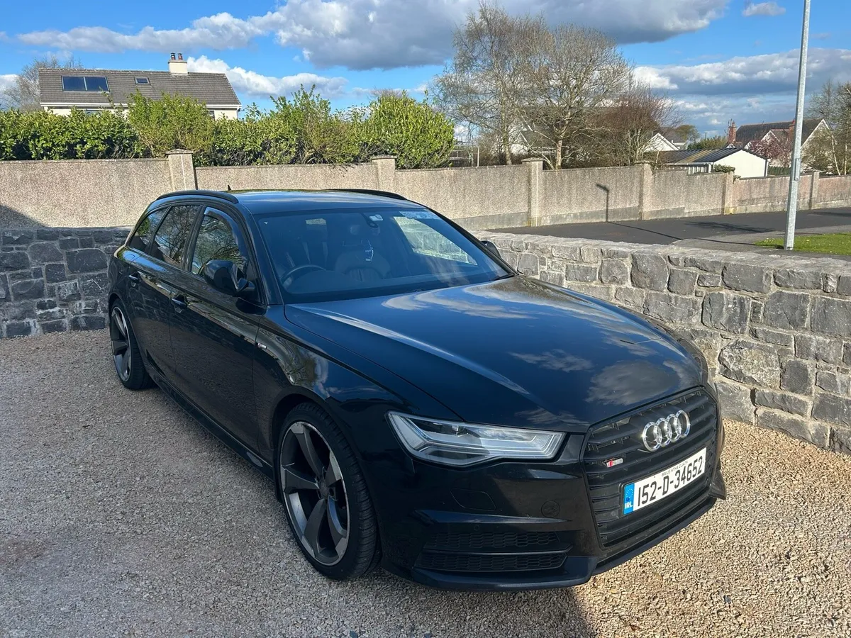 Audi A6 Avant S-Line Ultra Black Edition Auto - Image 2