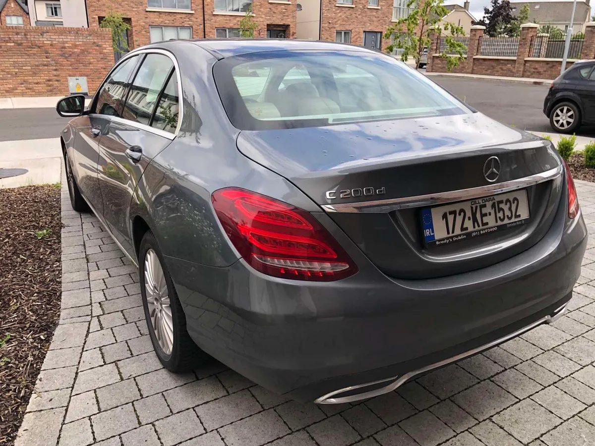 Mercedes C Class Exclusive - Image 4
