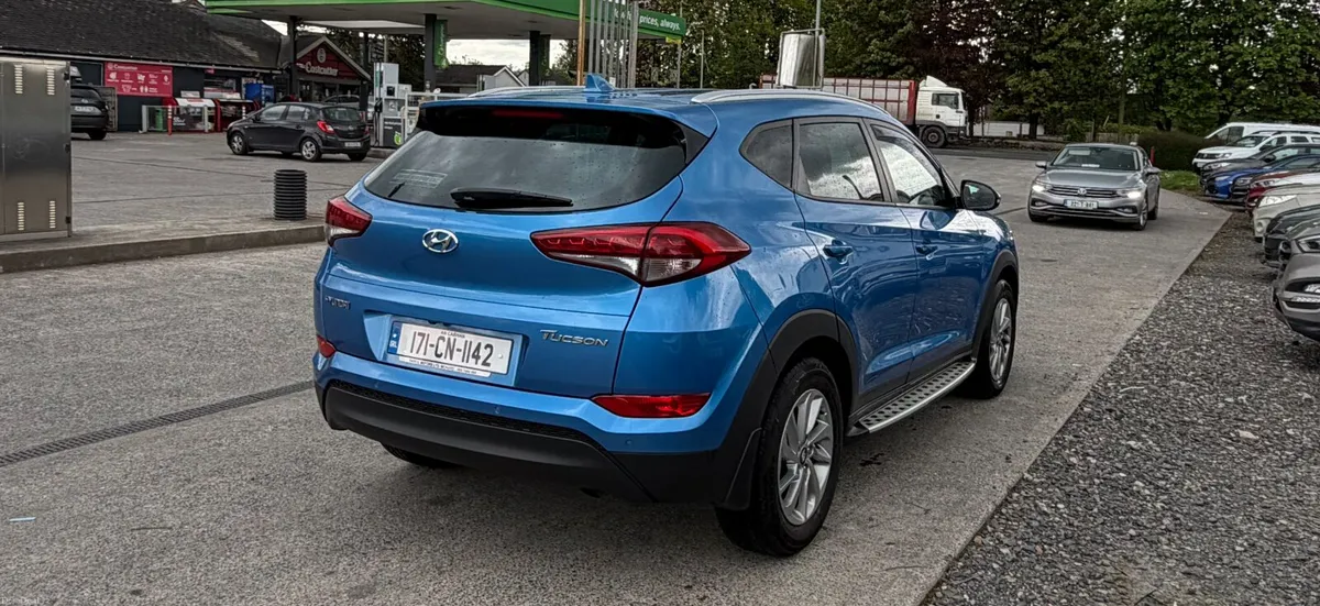 17 Hyundai Tucson 1.7d - Image 3