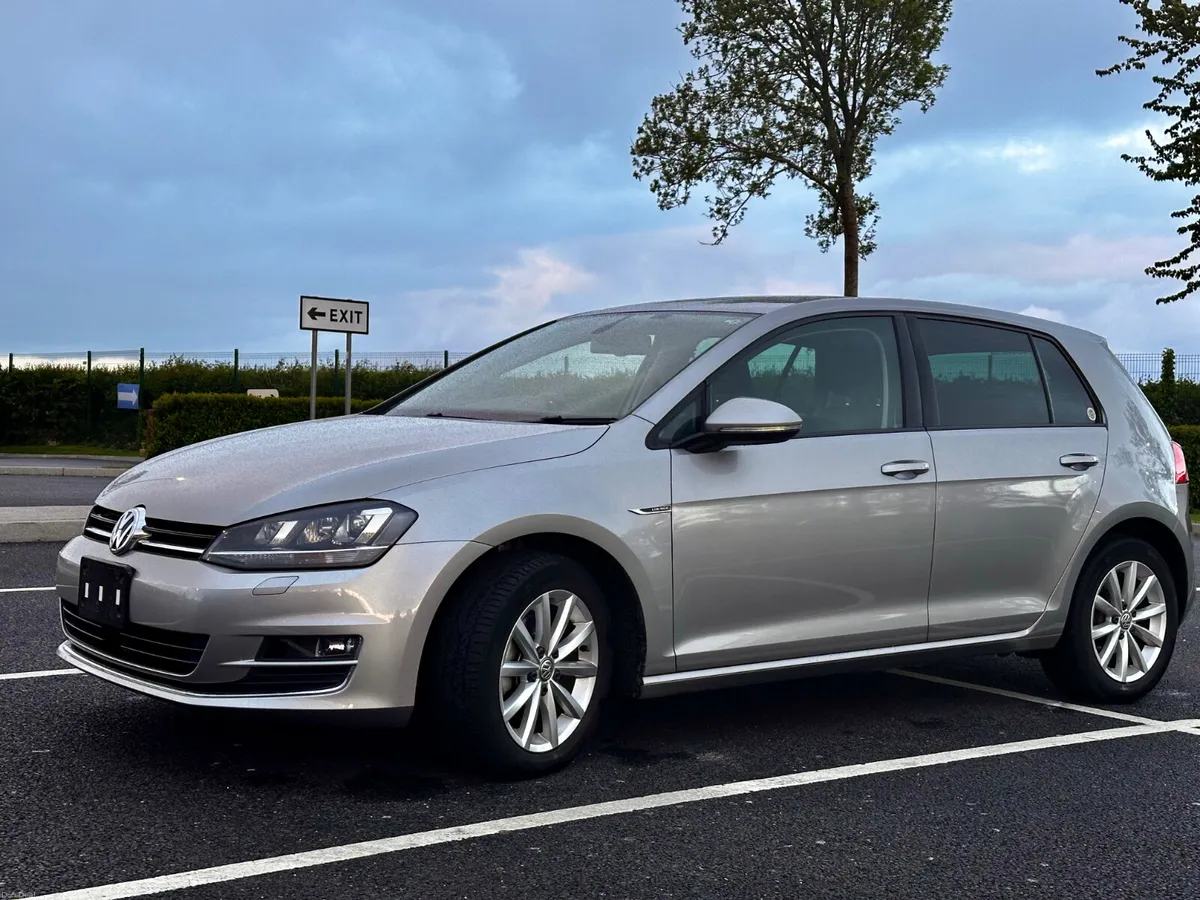 ❁ VW Golf ❁ 1.2 TSI Auto ❁ Low Mileage ❁Full Spec❁ - Image 4