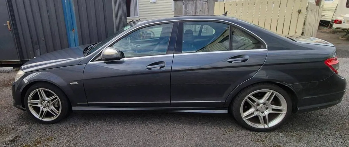 Merc c200 amg - Image 2