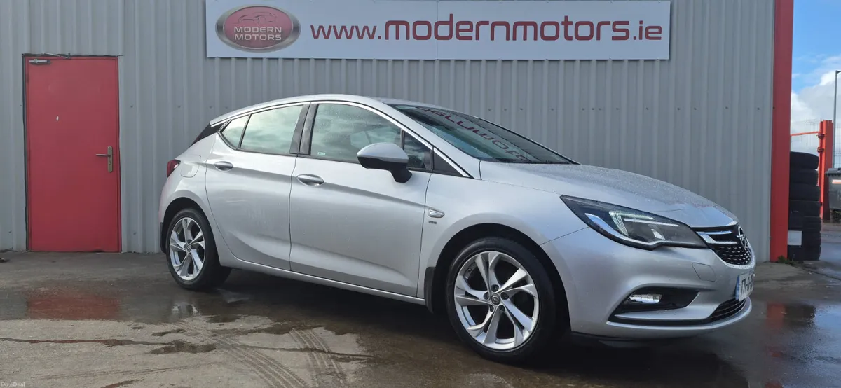 Opel Astra sri nav 1.6 cdti 110bhp low kms - Image 2