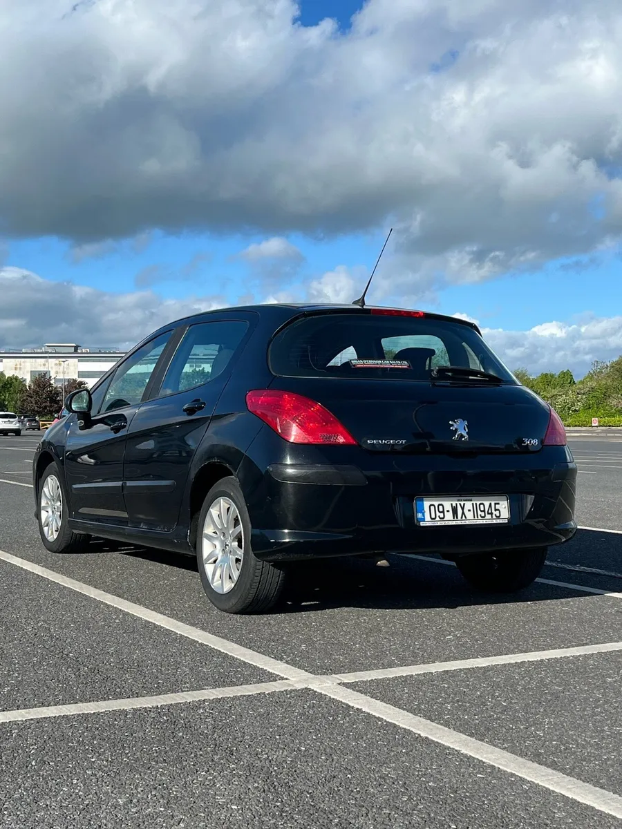 Peugeot 308 - Image 4