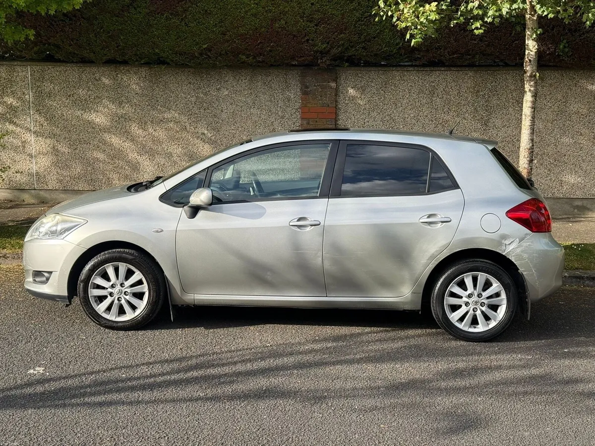 Toyota Auris Auto 118kms NEW NCT 03/27 - Image 2