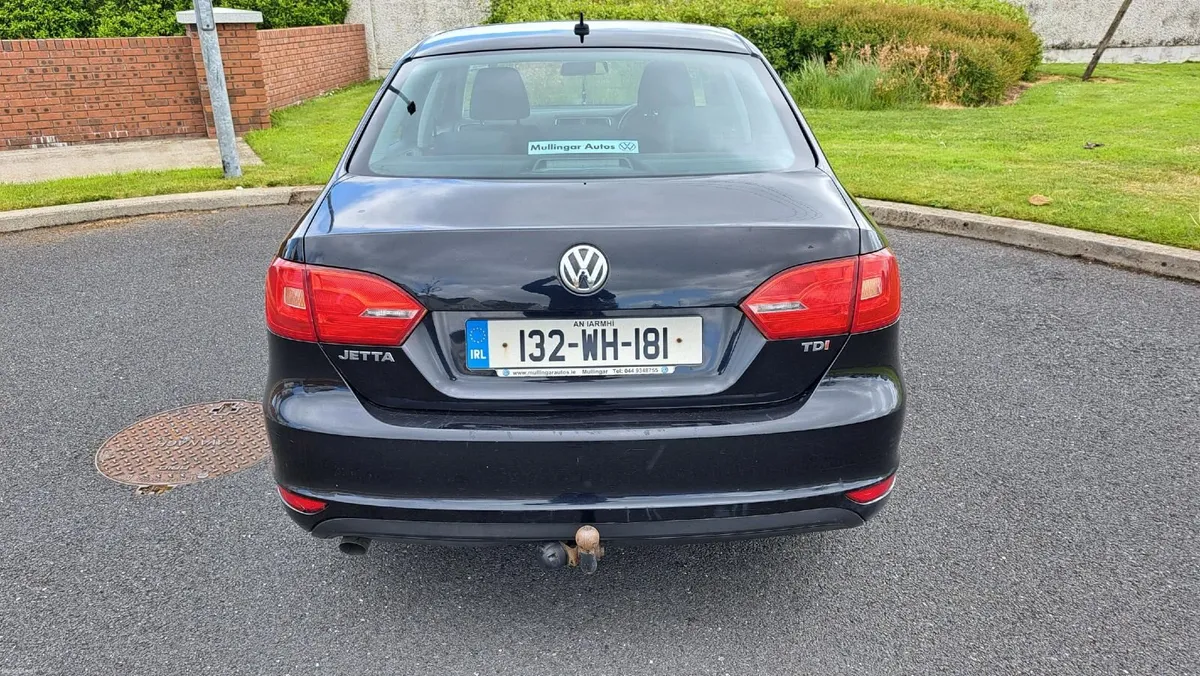 Volkswagen Jetta 2013 - Image 1