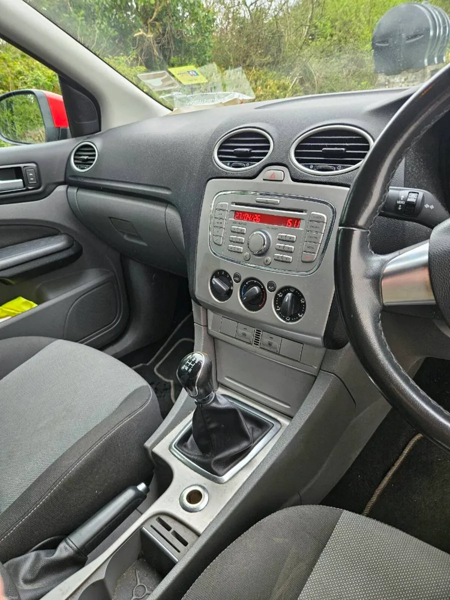 Ford Focus Estate - Image 4