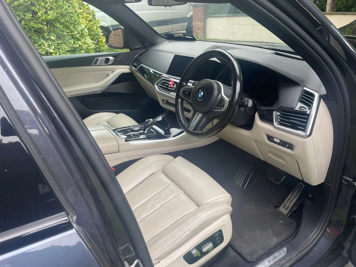 2019 BMW X5 M50 - Image 5
