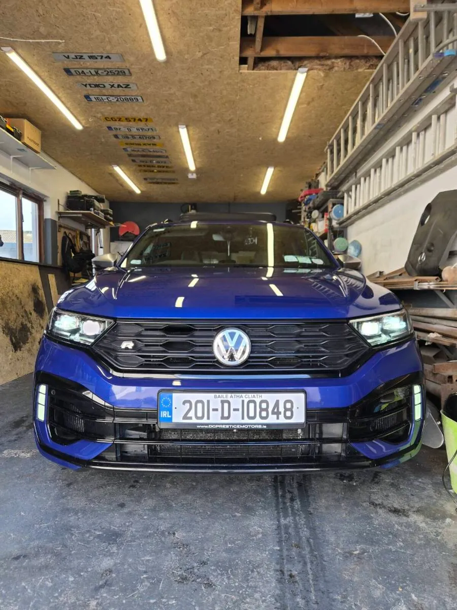 2020 VW T-Roc R 2.0 TSI DSG 4Motion 300BHP - Image 4