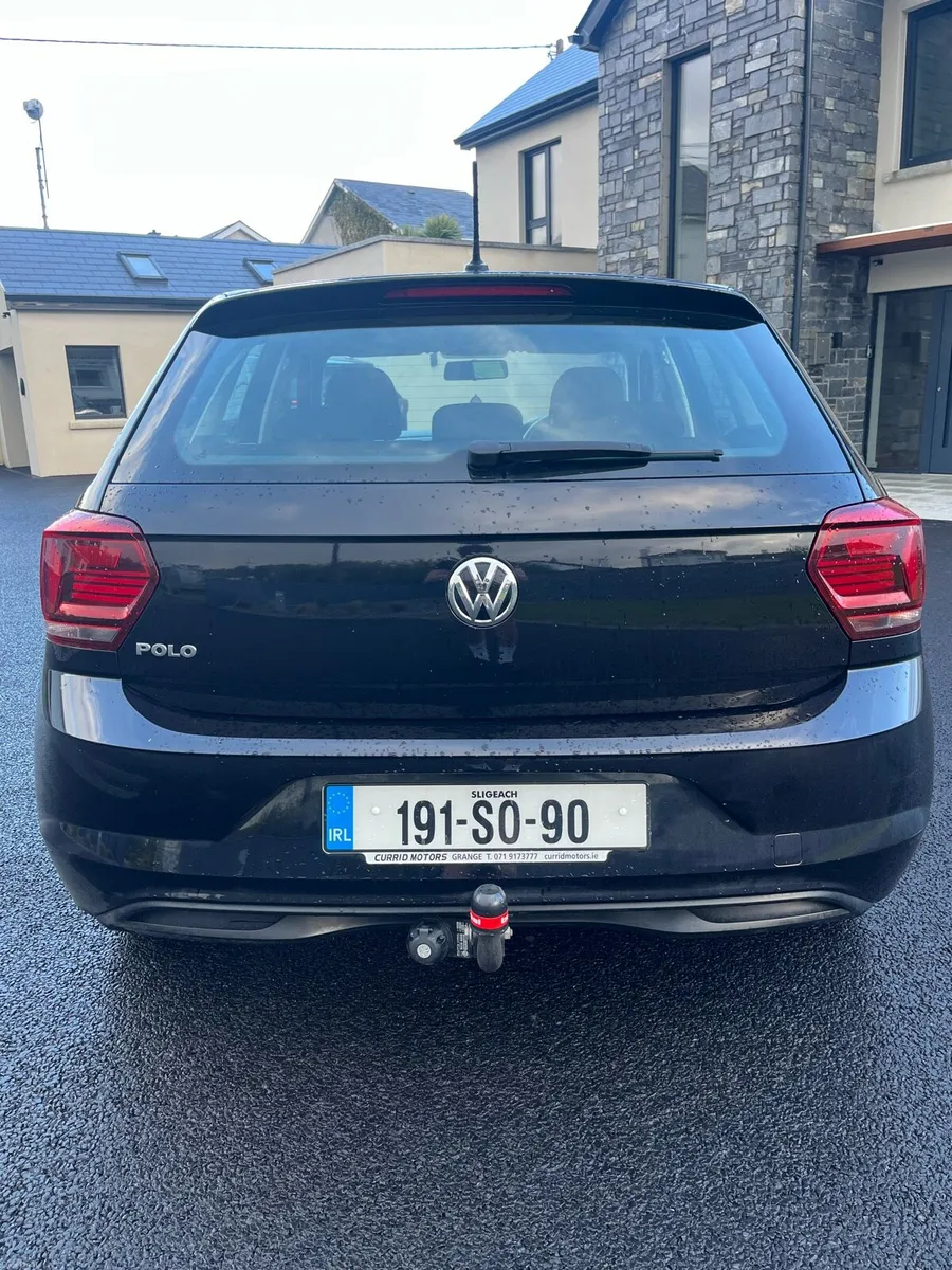 volkswagen polo **113,000km** - Image 4